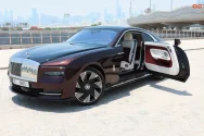 Vídeo do Rolls Royce Spectre Black Cherry