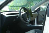 Tesla Model 3 Video bianco