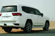 Toyota Land Cruiser 300 White video